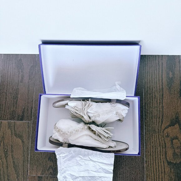 Stuart Weitzman Flat Getali Jelly Tassel Thong Sandals - Picture 3 of 7